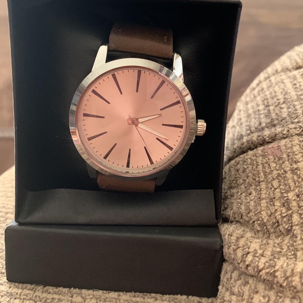 I don’t know anything about this watch except that I bought it yrs ago.